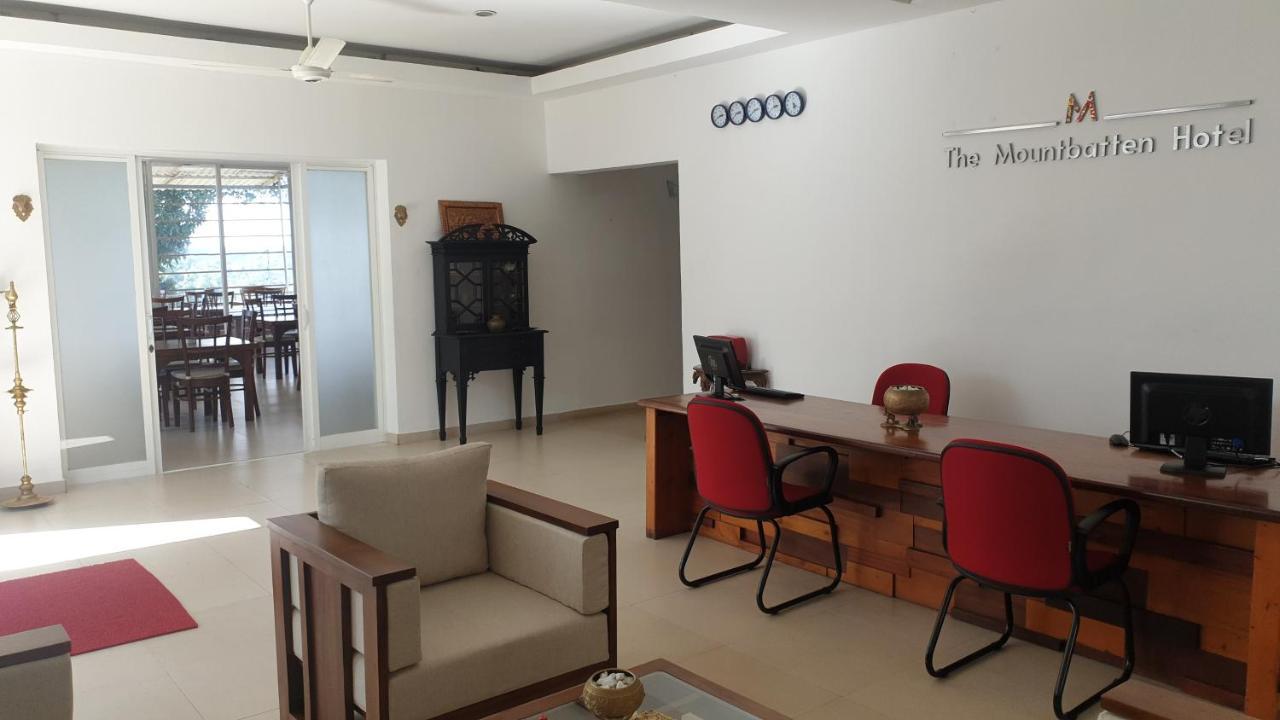 The Mountbatten Hotel แคนดี้ ภายนอก รูปภาพ